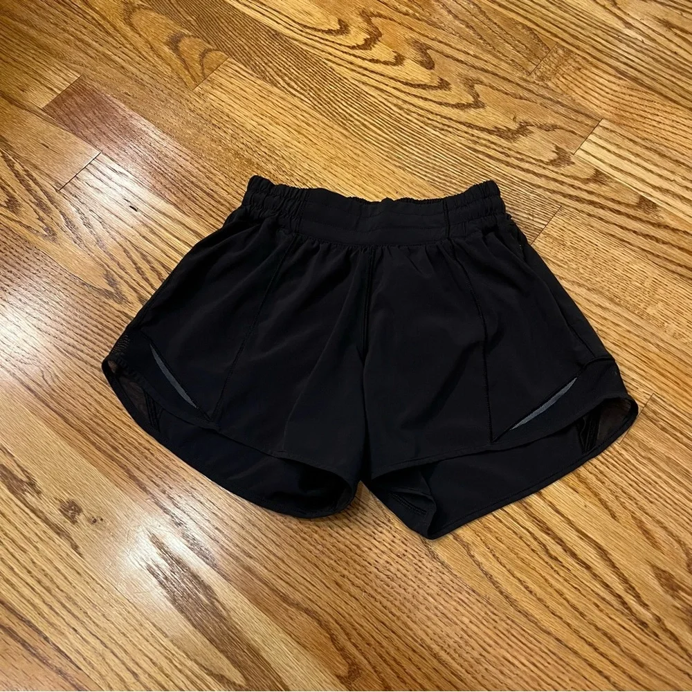 NEW Lululemon Hotty Hot Short II Long 4